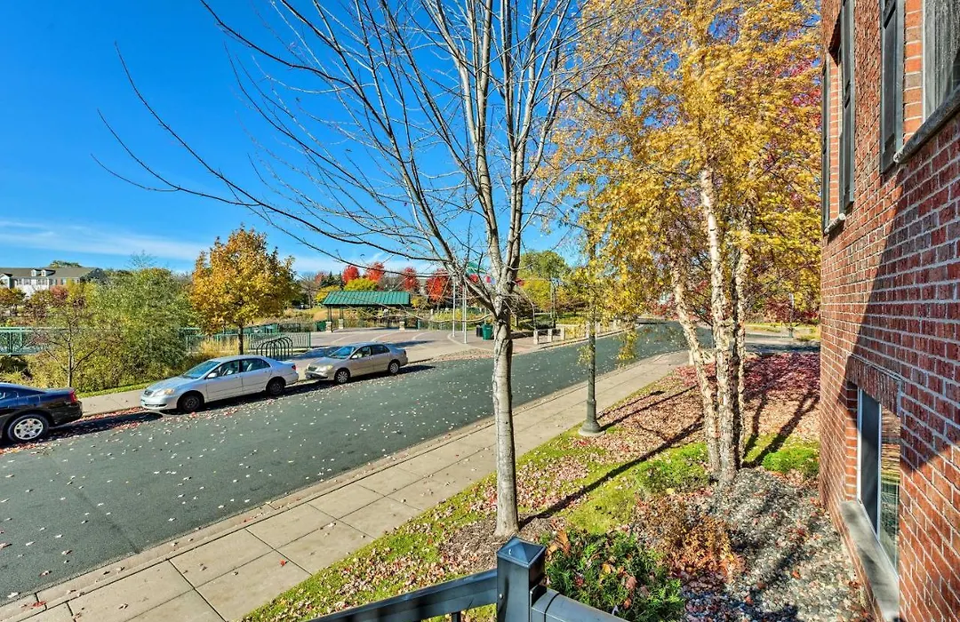Luxe Minneapolis Townhome ~ 10 Mi To Downtown!-1