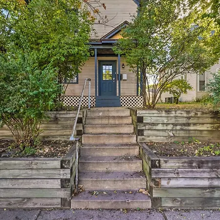 Minneapolis Townhome With Loft Less Than 3 Mi To Dtwn!-2
