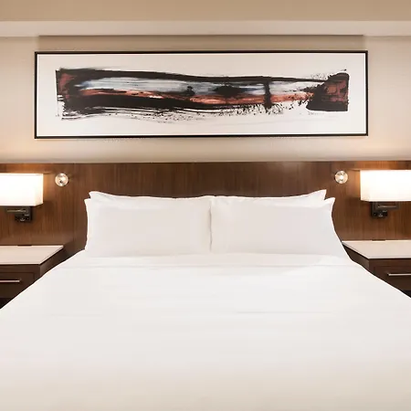 Delta Hotels By Marriott Minneapolis Northeast-3